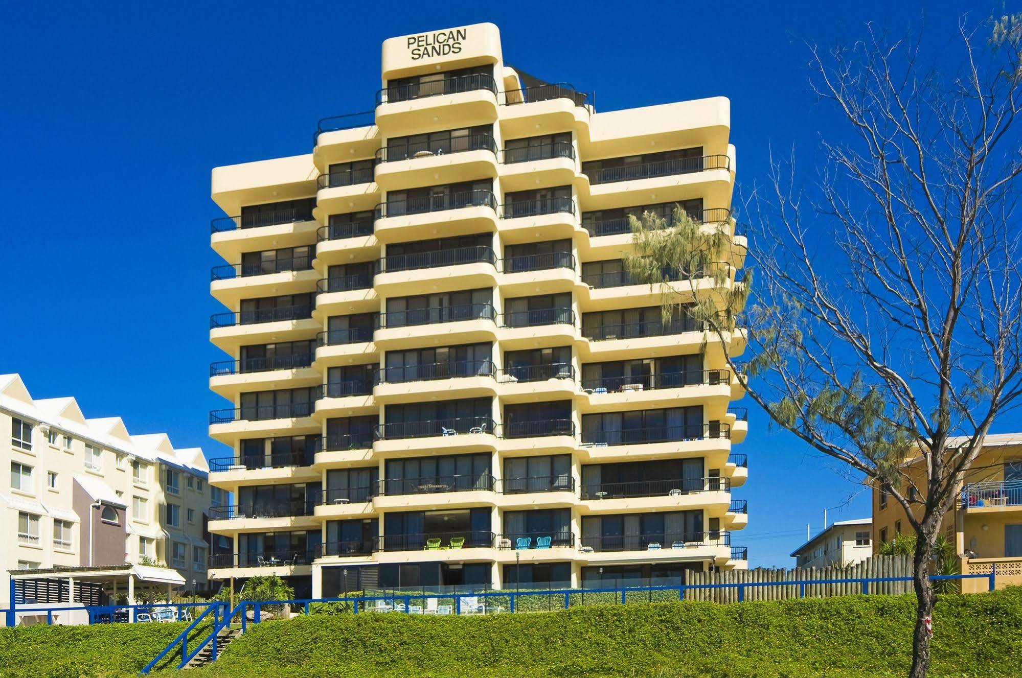 Pelican Sands Beach Resort Gold Coast Exterior foto